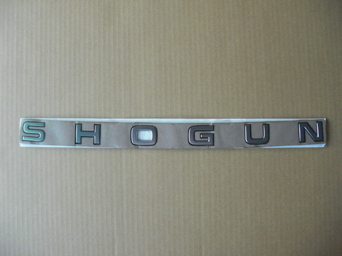 パジェロ(V80/90系）用のSHOGUN仕様エンブレム（英国三菱純正OP）のご
